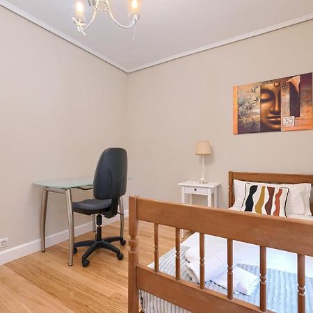 Ferienwohnung Vivienda Turistica Reformada En Zona Residencial Con Garaje Y Wifi Bilbao Exterior foto