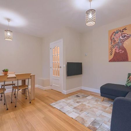 Ferienwohnung Vivienda Turistica Reformada En Zona Residencial Con Garaje Y Wifi Bilbao Exterior foto