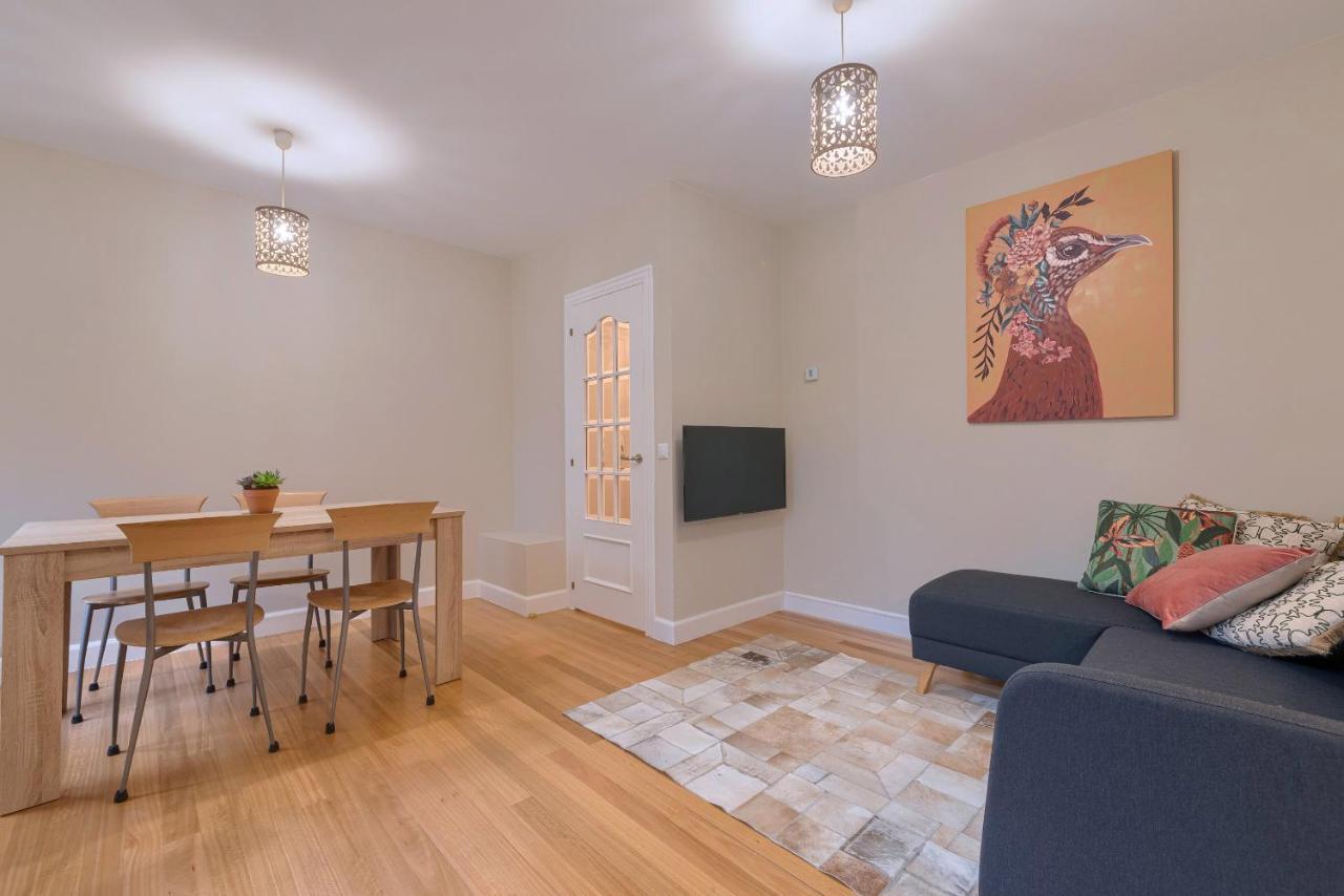 Ferienwohnung Vivienda Turistica Reformada En Zona Residencial Con Garaje Y Wifi Bilbao Exterior foto