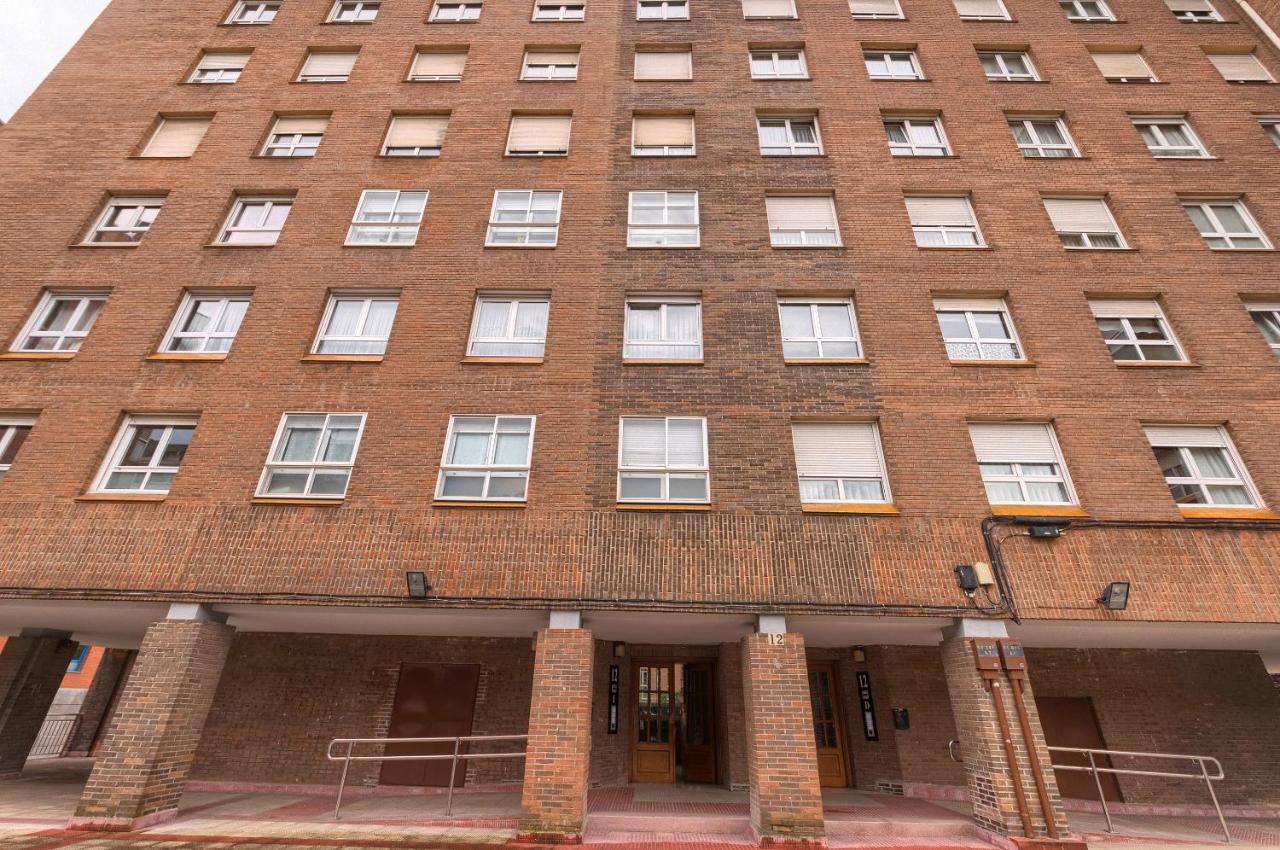 Ferienwohnung Vivienda Turistica Reformada En Zona Residencial Con Garaje Y Wifi Bilbao Exterior foto